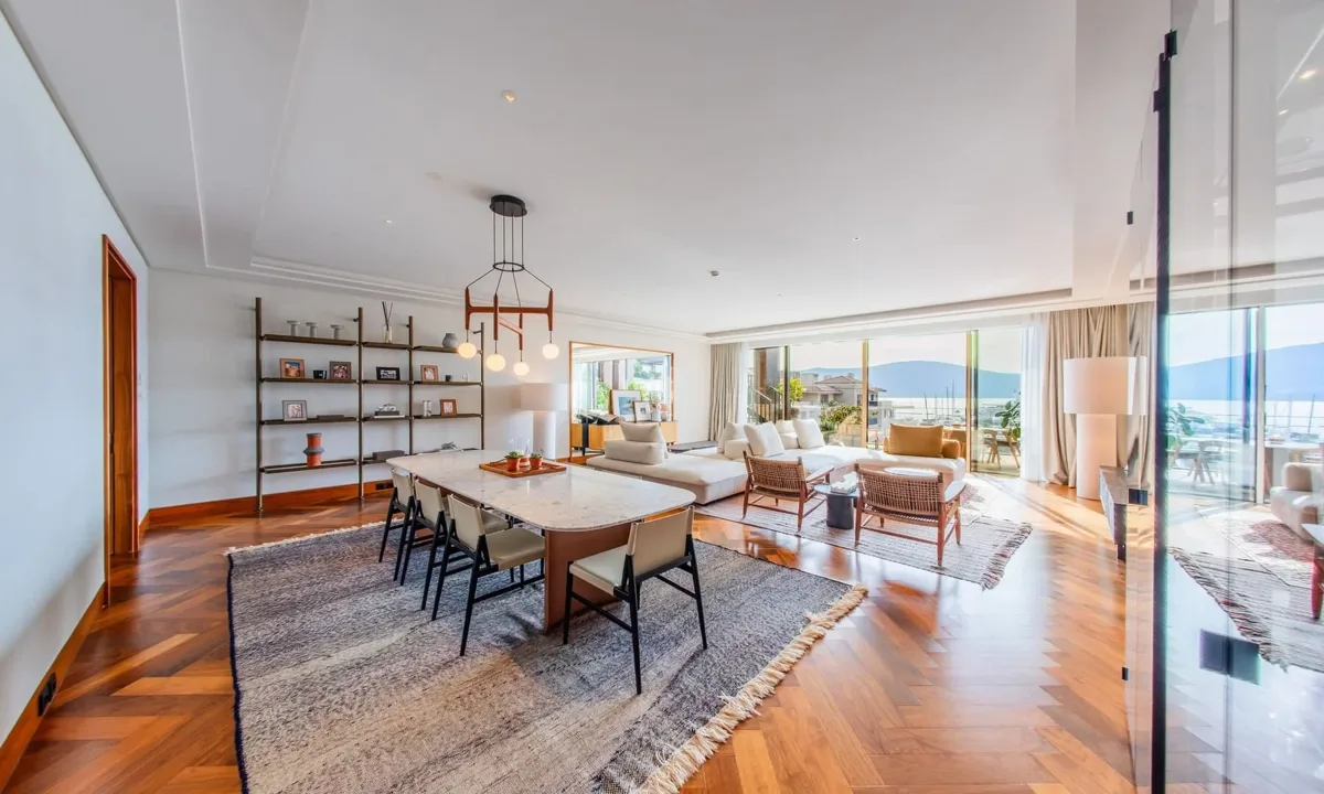 Seven-bedroom Elena penthouse collection 4