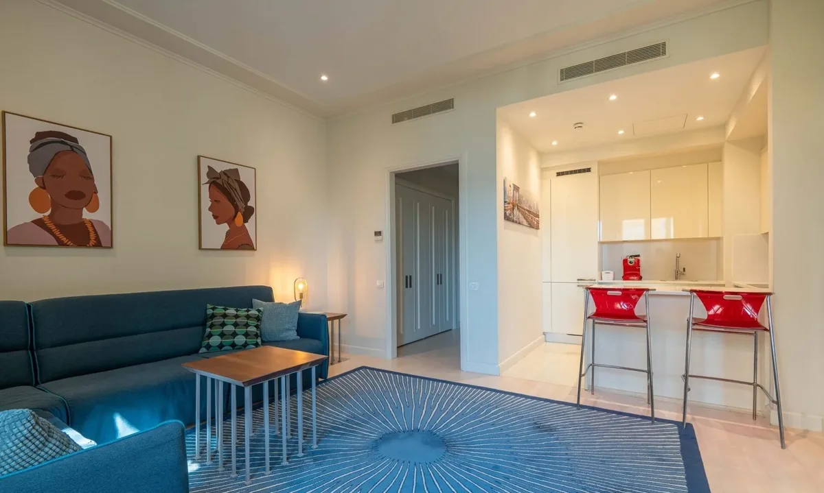 One-bedroom Tara apartment with pool access 4