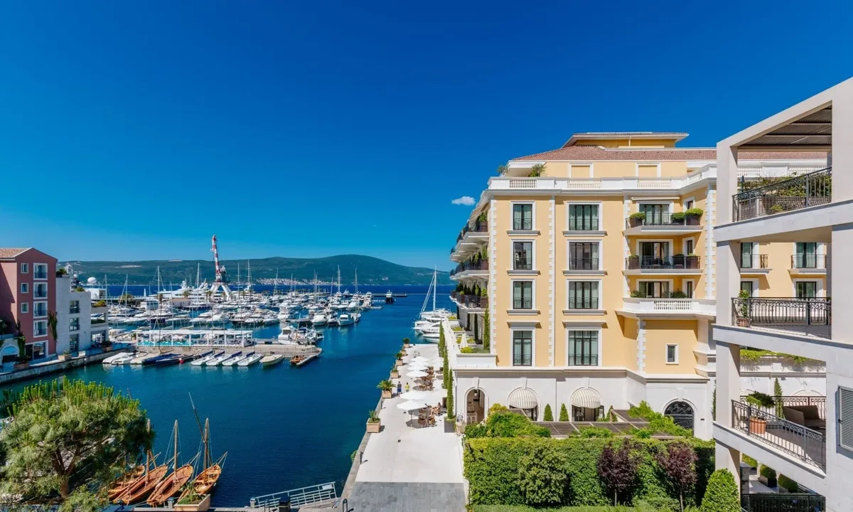 Four-bedroom Tara residence with bay views · Porto Montenegro