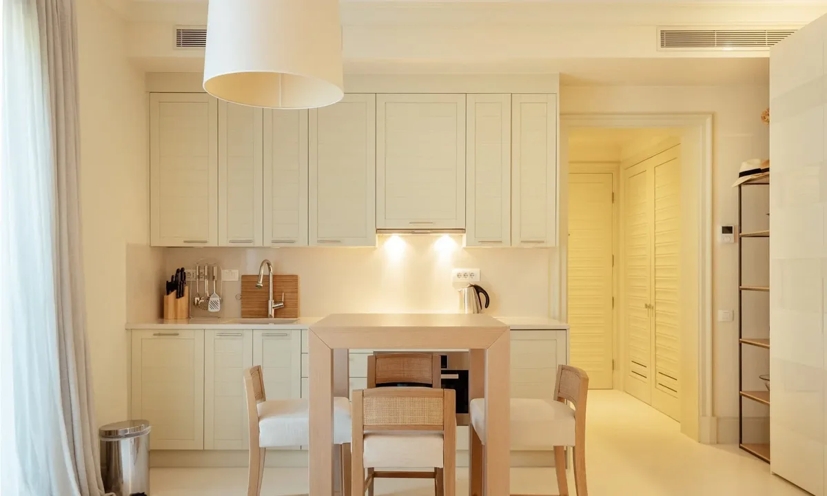 Furnished studio in Zeta 5