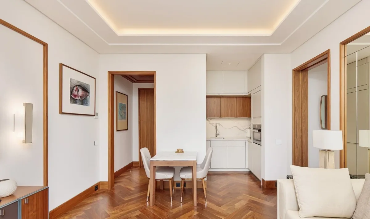 One-bedroom Elena apartment with a garden outlook 6