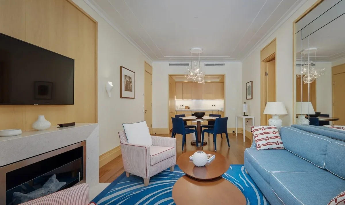 Three-bedroom Baia residence beside the pool 5