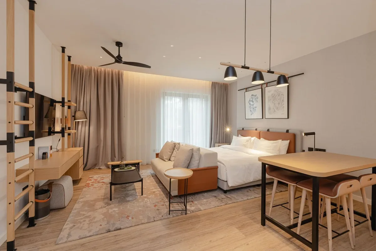 Hotel-standard furnished studio in Sirocco 2