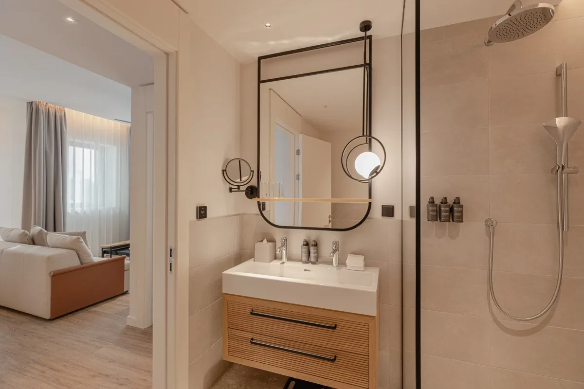 Furnished one-bedroom residence in Sirocco 5